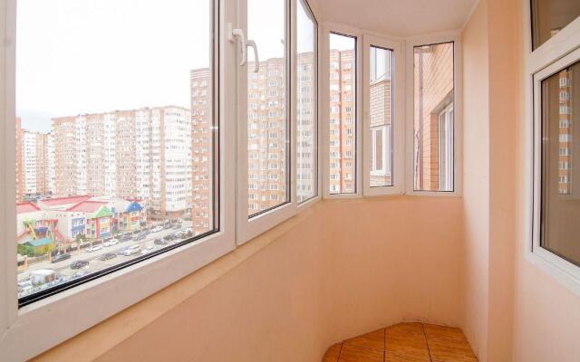 Family Apartments (Фэмили Апартментс) на улице Восточно-Кругликовская 18