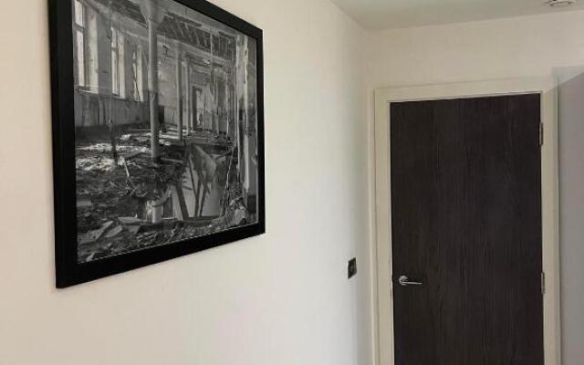 Luxury Newly Decorated 2 Bedroom Duplex