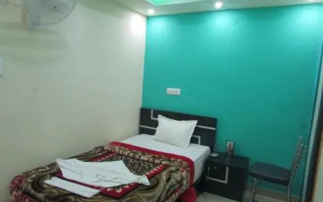 Hotelgangotri Inn