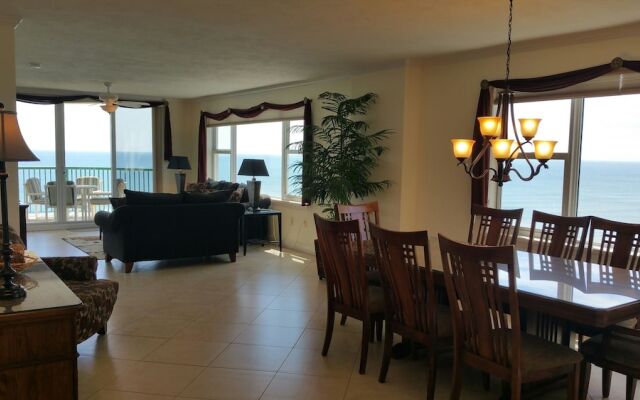 Dimucci TT 1108 3 Bedrooms 3 Bathrooms Condo