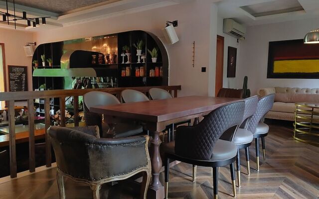 CASA Chengdu Boutique Hotel & Spa