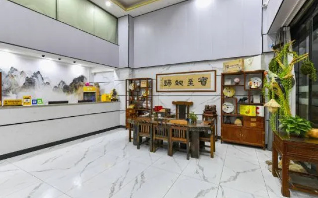 Boluo Yanting Business Apartment