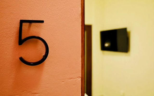 Room 5: Relaxed City Haven in Santurce