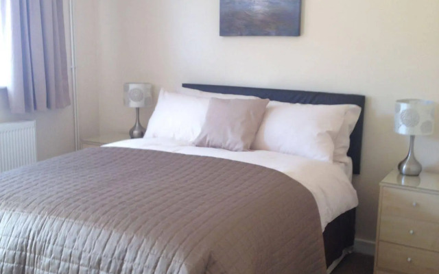 Newent Golf Club & Lodges