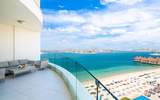 LUX Holiday Home - Royal Bay 1