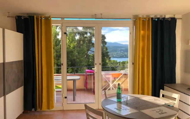 Appartement JOLY- Vue mer- Favone