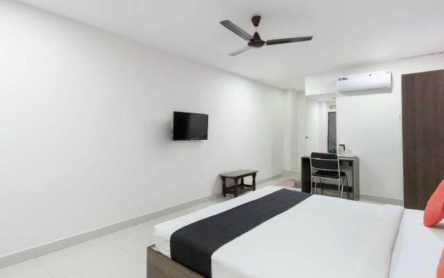 Sri Sai Suites by OYO Rooms