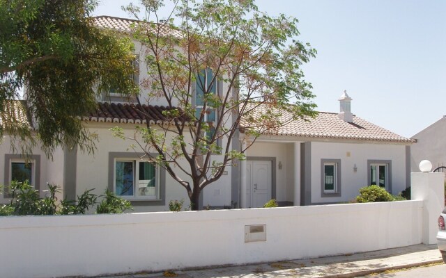 Villa Castelos, Quelfes, Eastern Algarve 8700-581