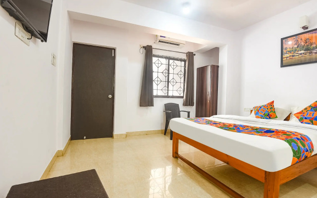 FabExpress Neelratna, Calangute
