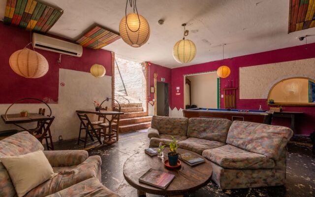 Del Barcito Hostel and Suites