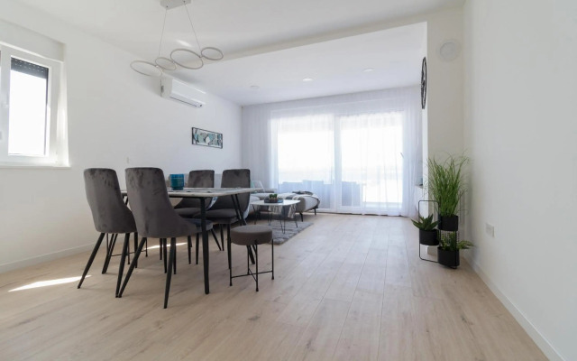 Villa Crystal Aenona