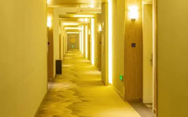 Junpin Theme Hotel (Taizhou Jiaojiang Metro AG Store)