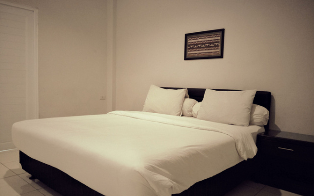 Tango Hostel – Guest Rooms – Bandar Lampung