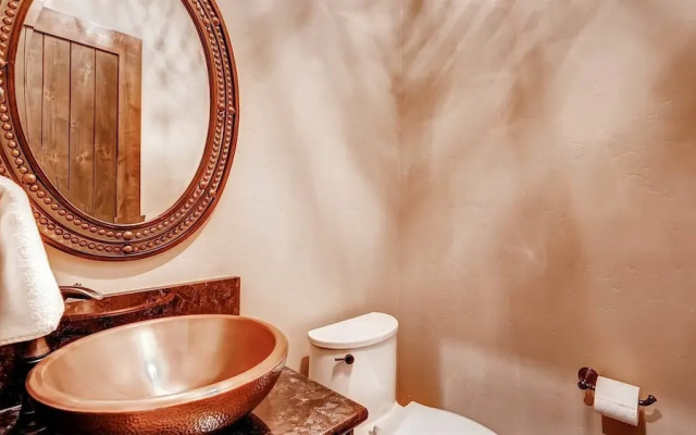 Breck_rocky_mtn_lodge