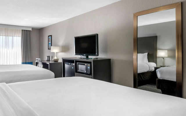 Comfort Inn & Suites