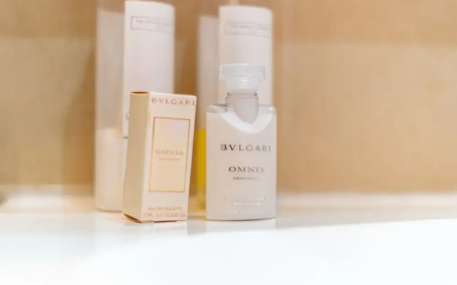 Warm & Welcoming London Escape With Home Touches