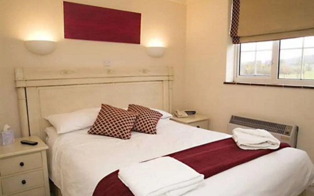 The Peacock Country Inn