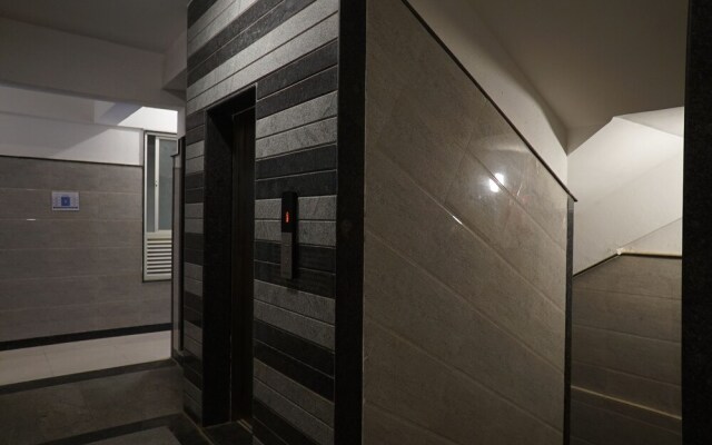 OYO 28029 Living Luxurious Studio Rooms