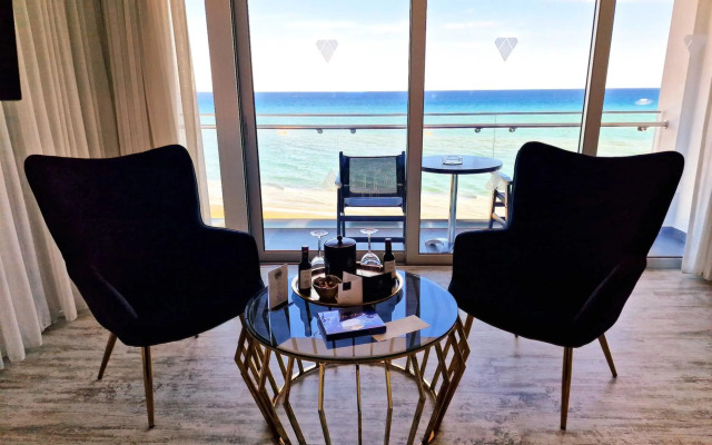 The Ciao Stelio Deluxe Hotel - Adults Only