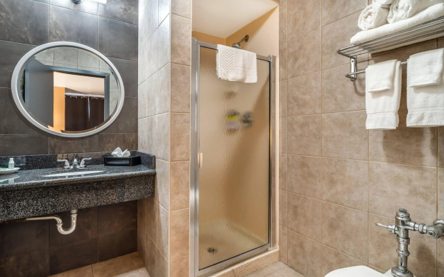 La Luna Inn, an Ascend Collection Hotel