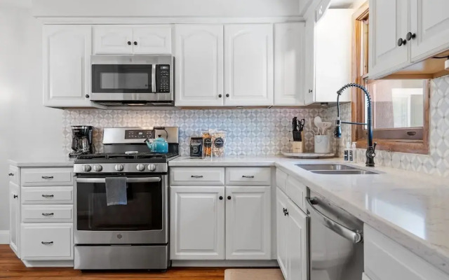 Crystal Lake Clubhouse