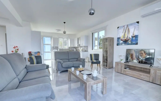 Villa Clea,stunning 4bdr Protaras Villa, Seaviews