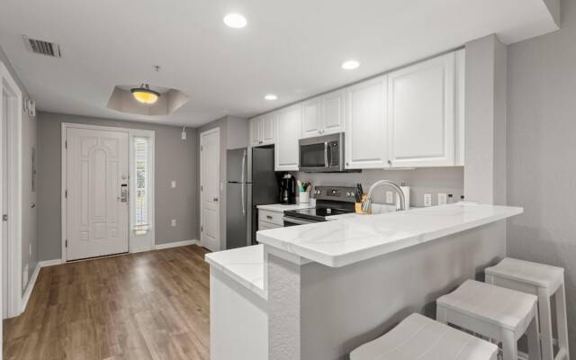 Sunset Vistas 504 South