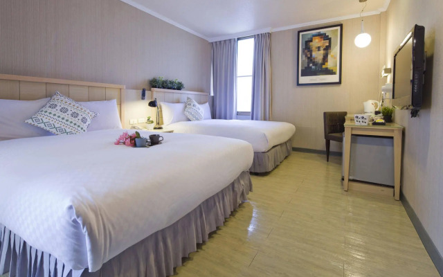Just Enjoy Business Hotel