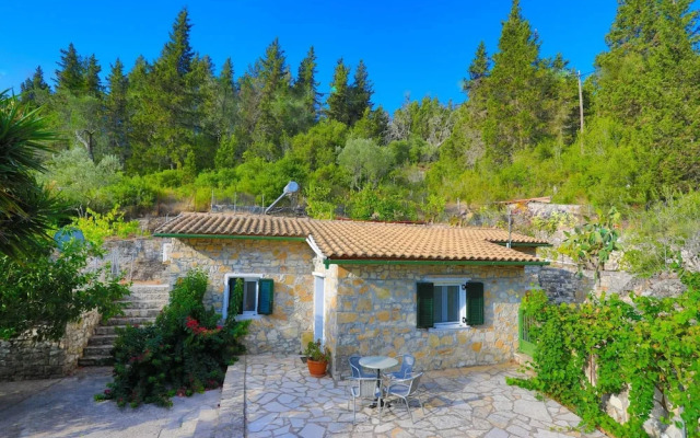 Villa Sevi in Loggos