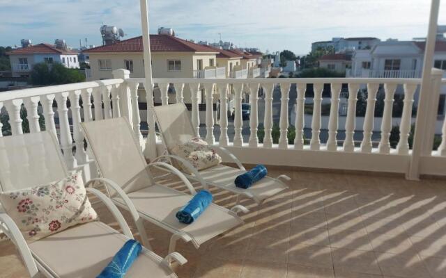 NISSI GOLDEN SANDS SEA VIEW 2 BEDROOM Apartment