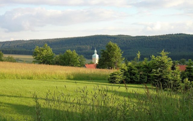 Beautiful Holiday Home In The Erzgebirge Sea Level 900 M With Large Well Kept Garden