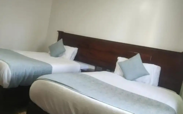 Twiga Whitehouse Villas