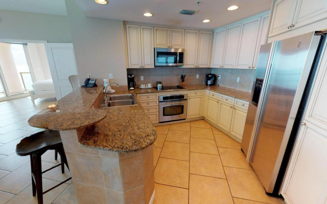 Portofino Tower 3 Unit 1601