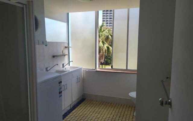 Quarterdeck Apartments
