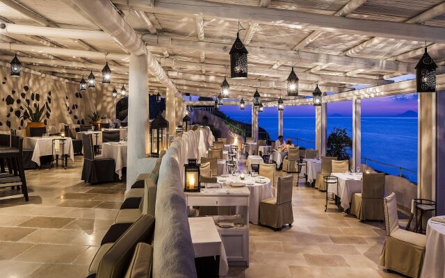 Therasia Resort Sea & Spa - The Leading Hotels of the World