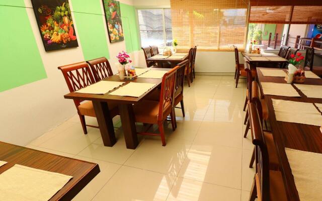 Nida Rooms Bang Rak Emerald