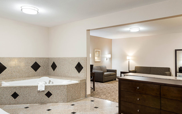 Suburban Extended Stay LaPlace
