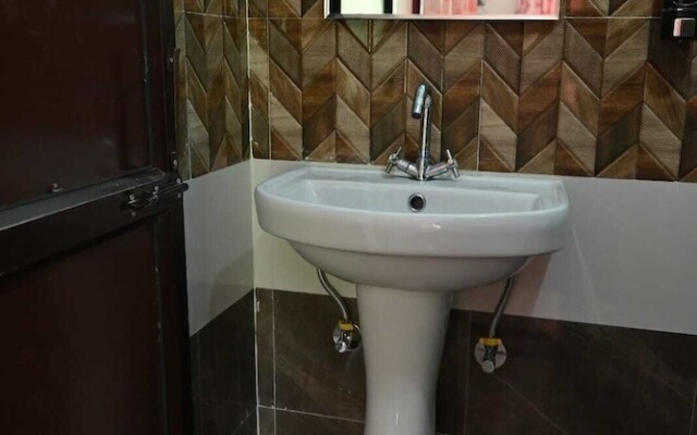 Akansha The Lake View