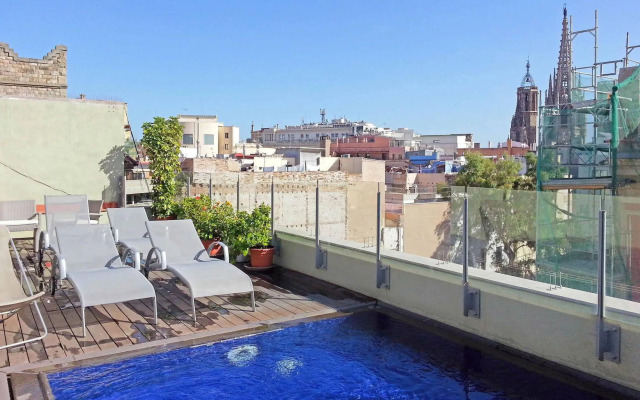 Aspasios Catedral Apartments