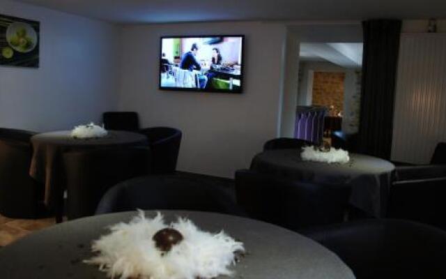 Hôtel Restaurant La Source