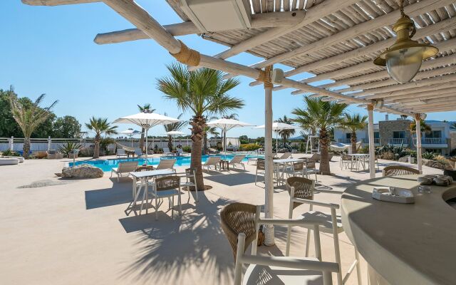 White Pearls Luxury Suites - Adults Only