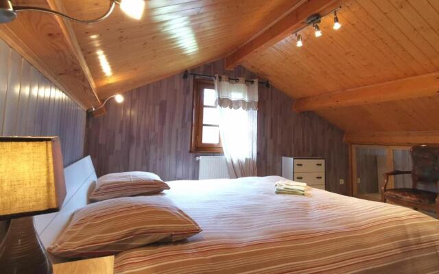 Gîte Saint-Germain-Laprade, 4 pièces, 6 personnes - FR-1-582-322