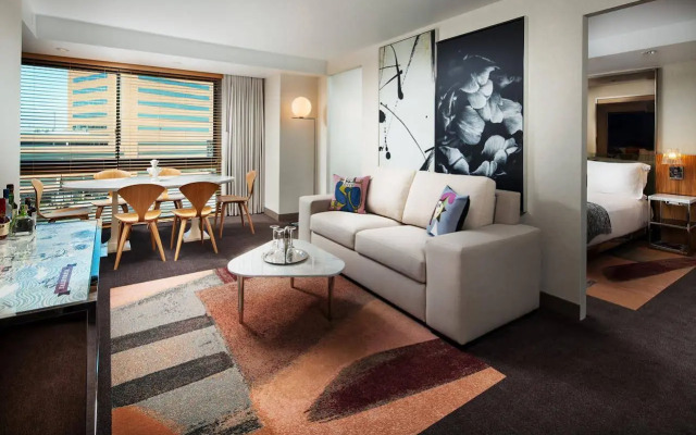 SLS Hotel, a Luxury Collection Hotel, Beverly Hills