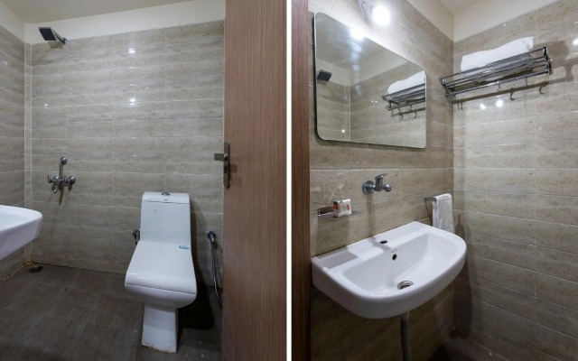 OYO 11929 Hotel Ridhi Sidhi