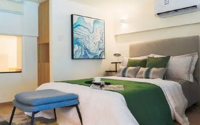 Lanyi Holiday Apartment (Doumen Aoyuan Branch)
