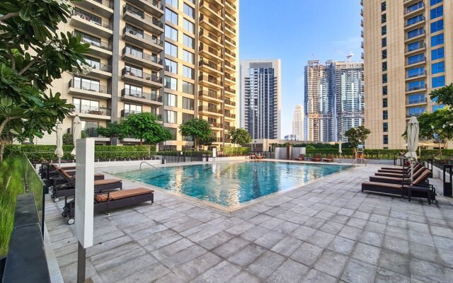 Monty - Incredible Waterfront Apt with Panoramic Views