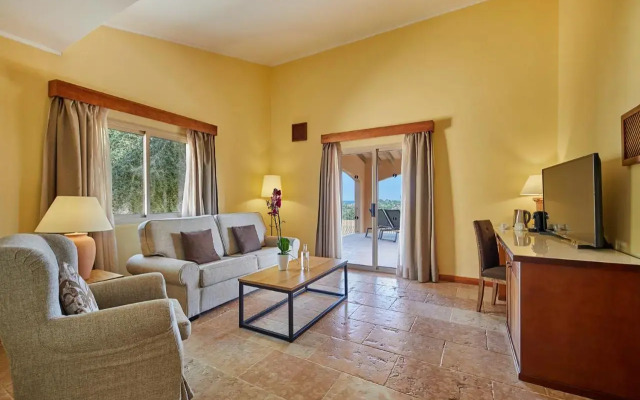 Pula Suites Boutique Resort