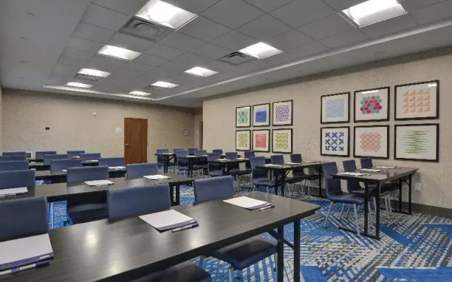 Holiday Inn Express & Suites Greenville - Taylors