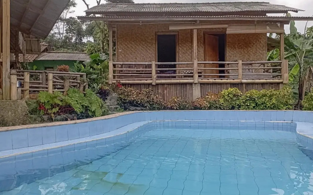 De Salak Homestay Gunung Salak RedPartner