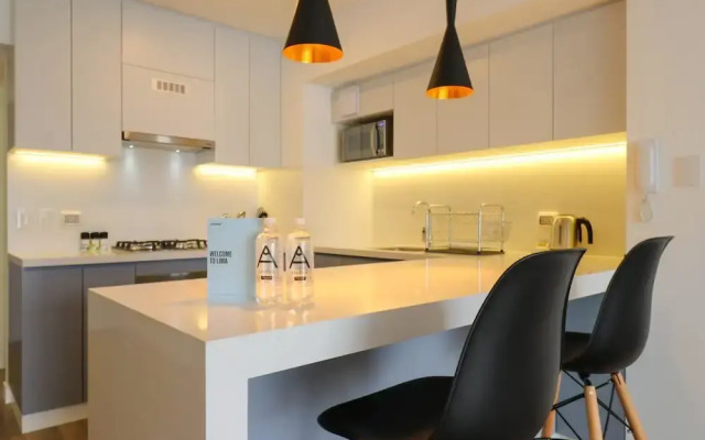 w Fabulous 2BR w Balcony in Miraflores